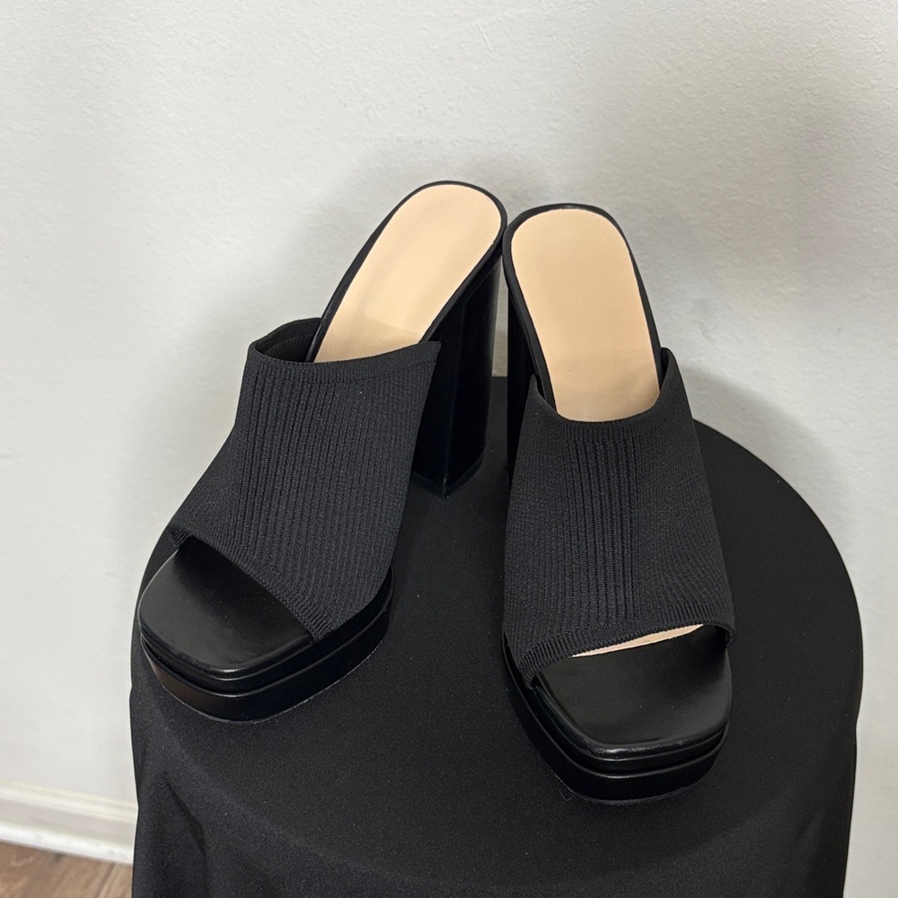 NEW BOUTIQUE Chic Black Women's Platform Mules